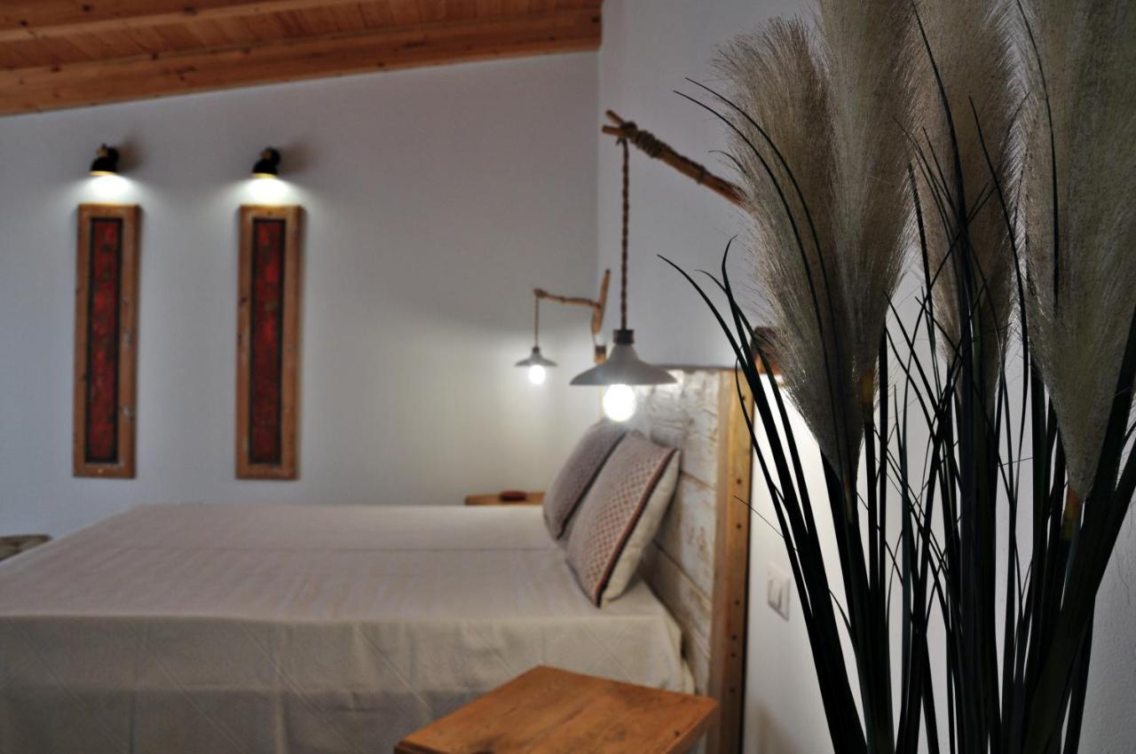 B&B Les Chambres Rooms & Suite Santa Teresa Gallura Bagian luar foto