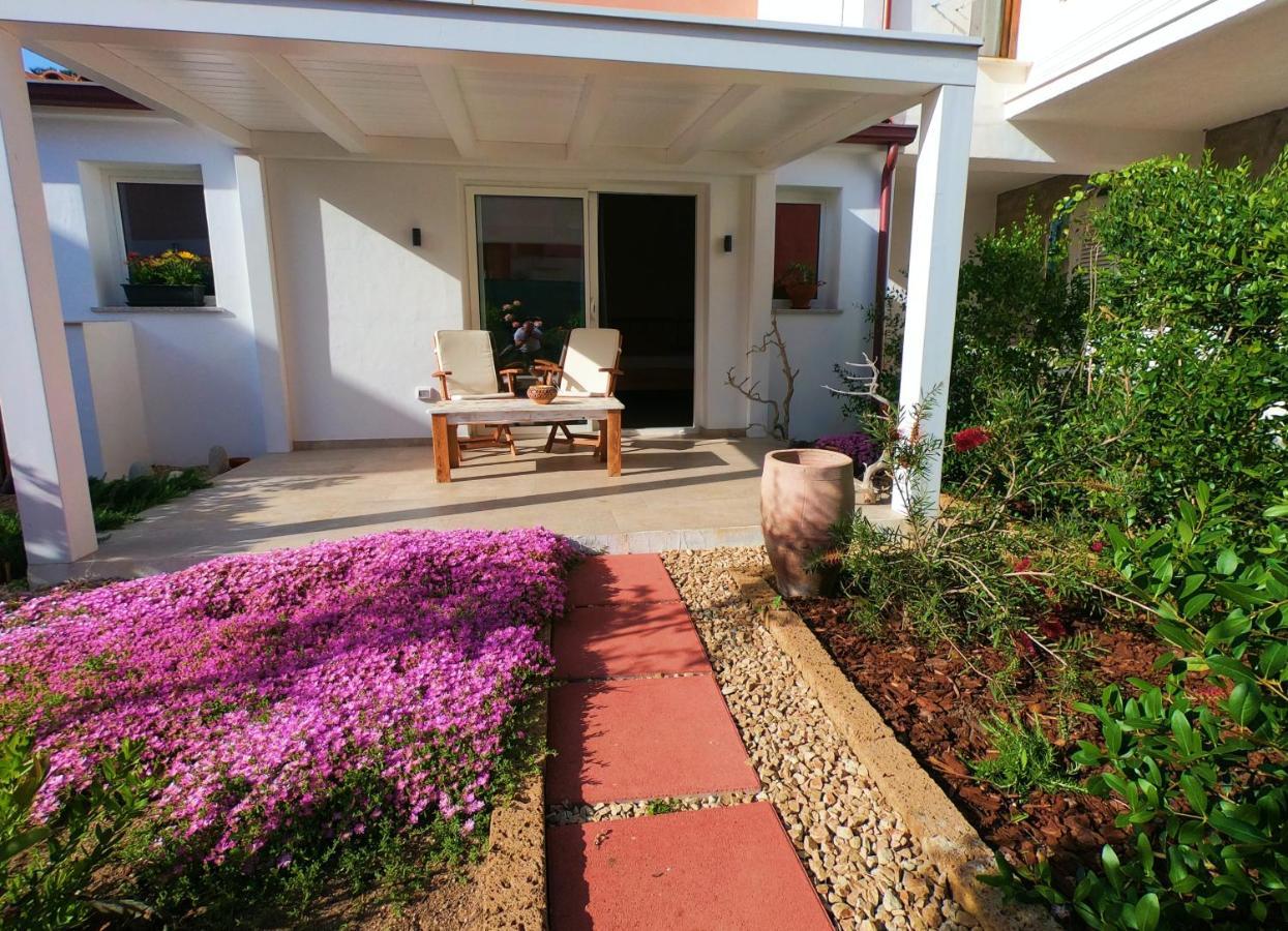 B&B Les Chambres Rooms & Suite Santa Teresa Gallura Bagian luar foto