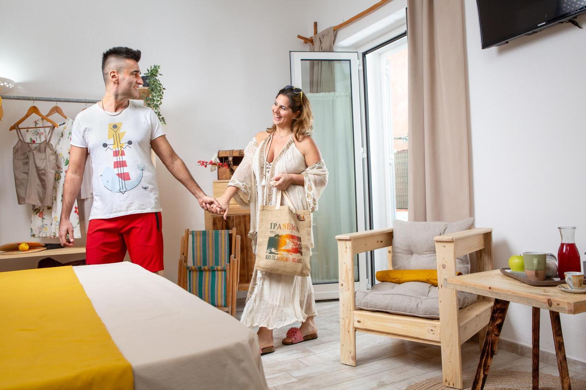 B&B Les Chambres Rooms & Suite Santa Teresa Gallura Bagian luar foto